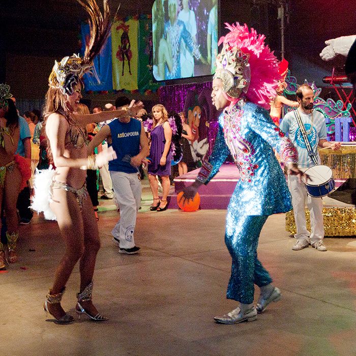 Dancers from Toronto based Samba Connection Dance Company and Axe Capoeira performed at the 2014 FOG