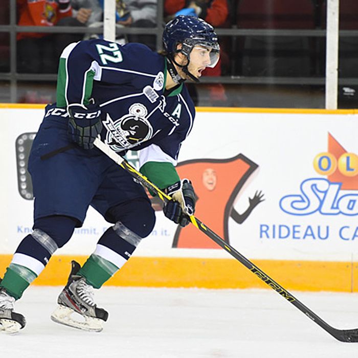 Matt Mistele of the Plymouth Whalers was a 6th round pick of the NHL’s Los Angeles Kings last year. His Whalers are targeting Chatham, Ontario for relocation. (Photo by Aaron Bell/ OHL Images)