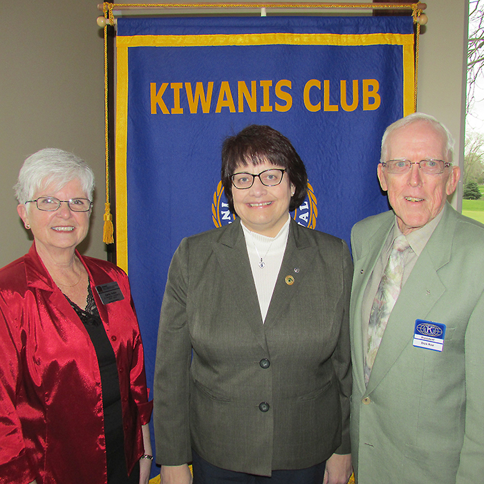 Cathy Telfer – Division 3 Lieutenant Governor, Sue Petrisin, Kiwanis International President and Dick Roe, President of the Chatham Kiwanis Club, chat before the event, held at the Links of Kent.
