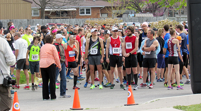 Kingston Park was filled with runners and supporters Saturday morning as the fourth annual Run for Mental Health took place. Organizers say the event, which featured a one kilometre run for children as well as a five kilometre run, raised nearly $40,000.