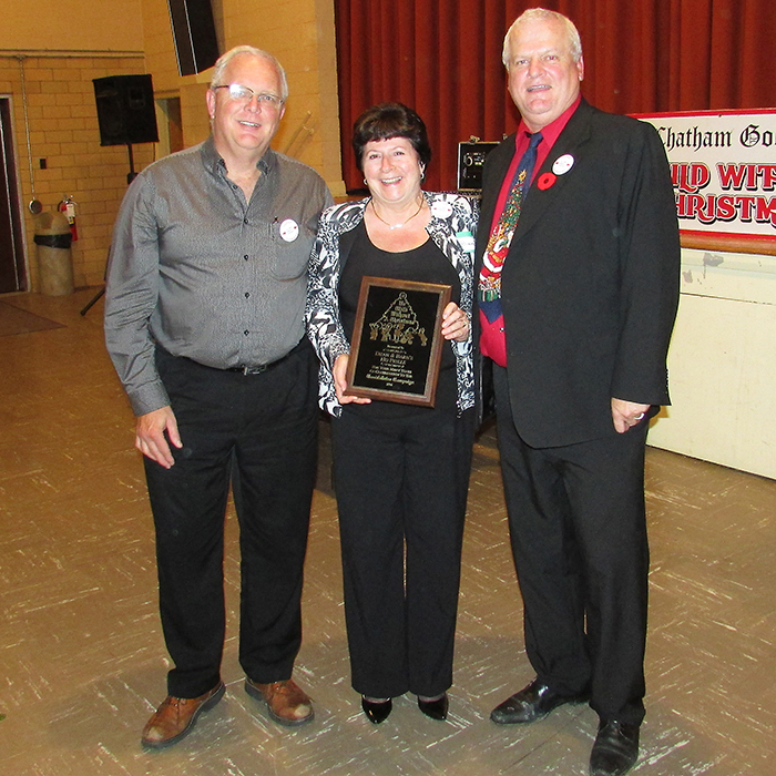 Barb and Dean Mills of No Frills in Chatham received the President’s Award from the Chatham Goodfellows Nov. 3.