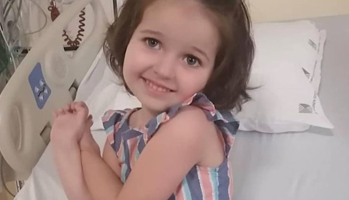 Hundreds say goodbye to little Olivia