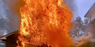 Fire destroys garage